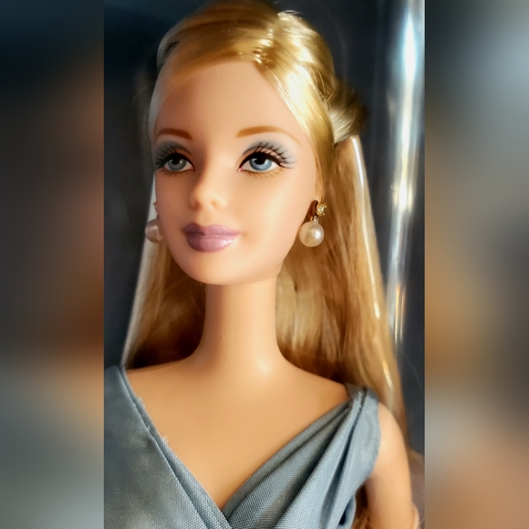 Carter Bryant Grand Entrance Barbie Doll NIB - Picture 2 of 9